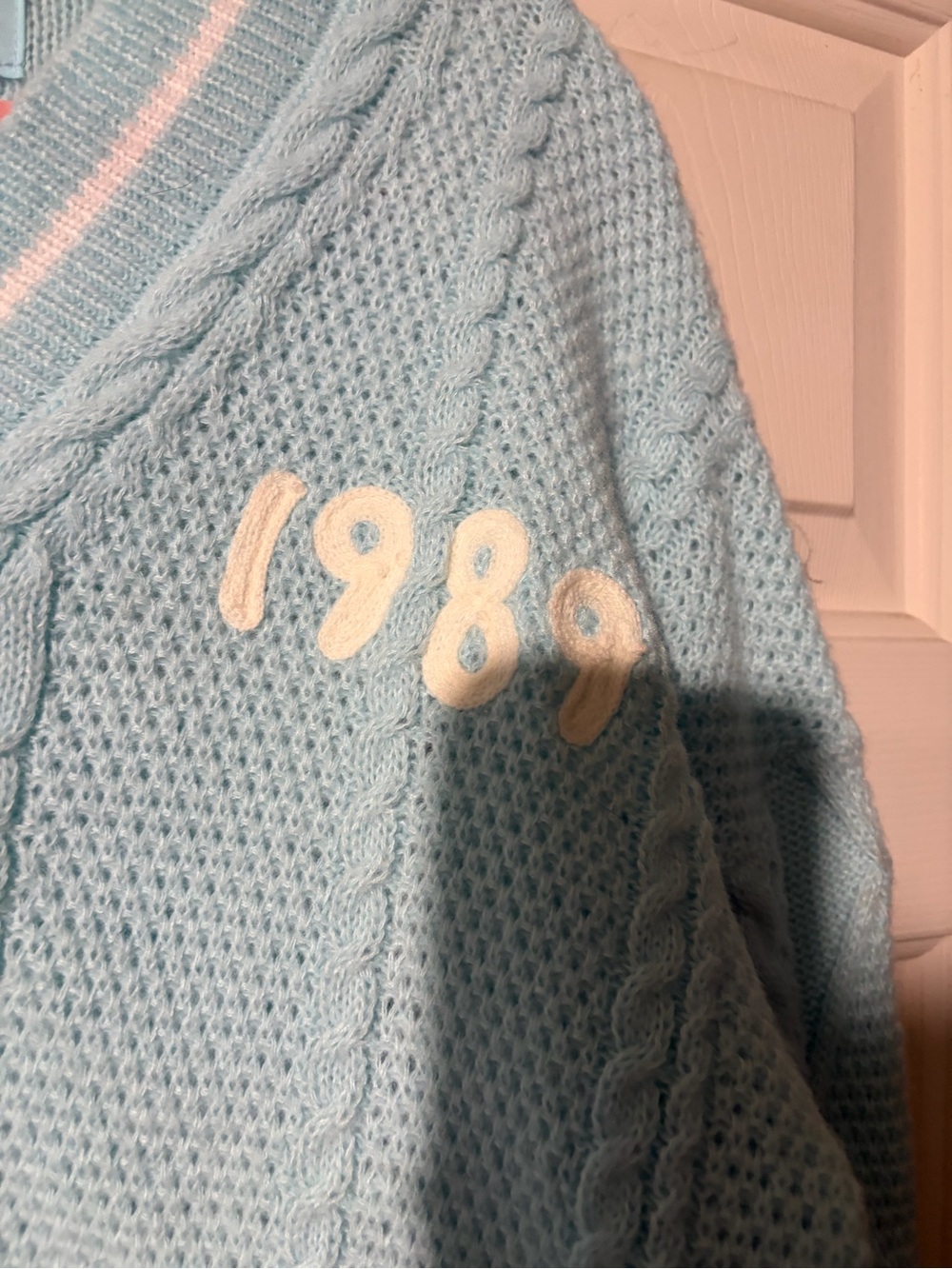 Taylor swift 1989 Taylor’s version cardigan - Picture 4 of 5